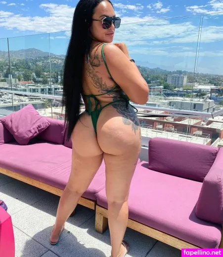 Honeyluuv OnlyFans Thumbnail #WEqrcm5wr9