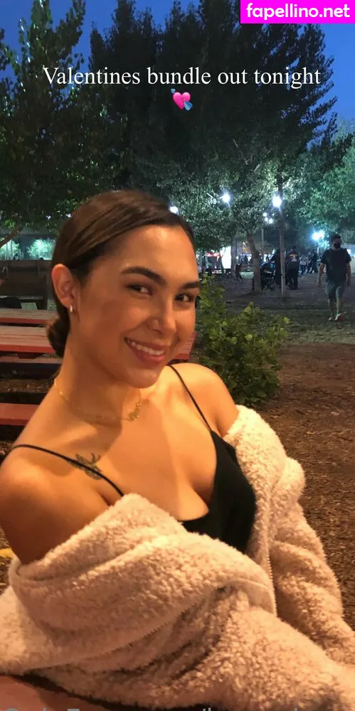 _honeyloveee, honeyluveee Nude Leaked OnlyFans Photo #03bT0enKh5