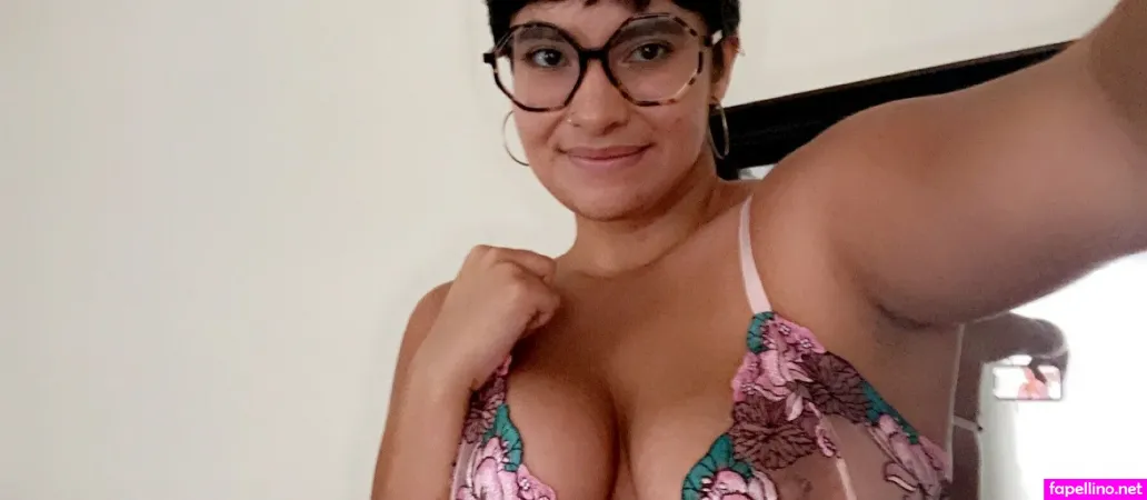 Honeymahogany OnlyFans Thumbnail #0HqvCdfeYB
