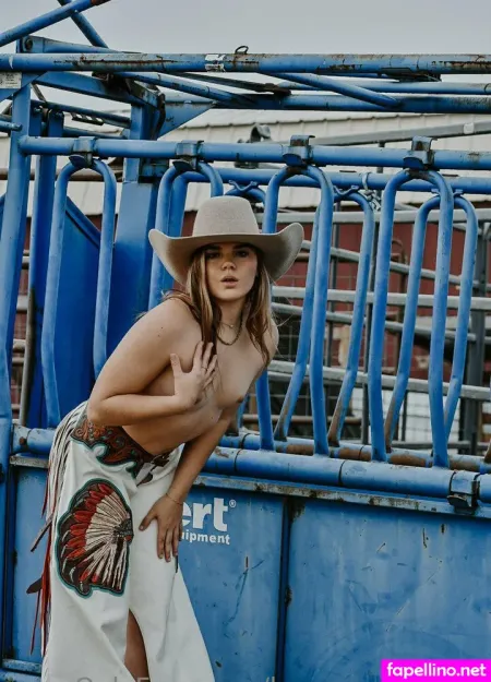 Honeymelon233 OnlyFans Thumbnail #9yQJDAGPrX