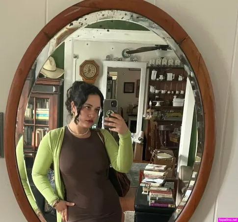 Honeymiaaalimited OnlyFans Thumbnail #7dAdNKWizj