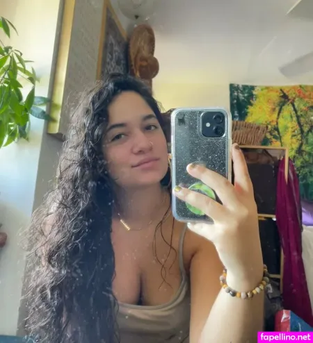 Honeymiaaalimited OnlyFans Thumbnail #K0OcUdy0U9