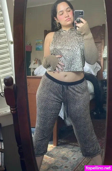 Honeymiaaalimited OnlyFans Thumbnail #eiVSrJ2uLS