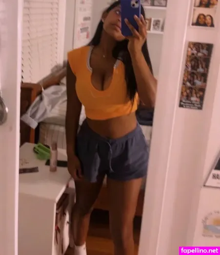 Honeypot1766 OnlyFans Thumbnail #wYArYtRXxh