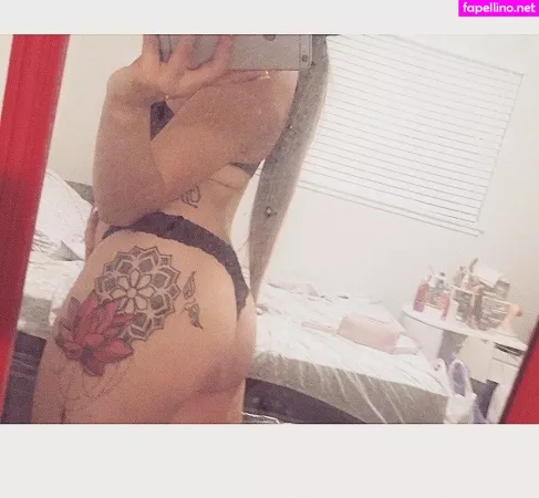 Honeyrichii OnlyFans Thumbnail #tfhJzIK9Fr