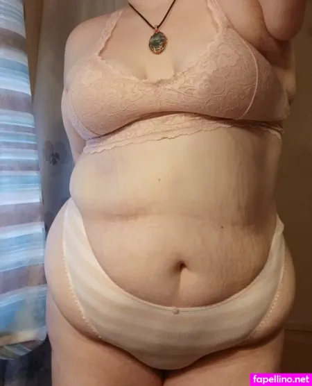 Honeysteaa OnlyFans Thumbnail #Ysbz0nXylK