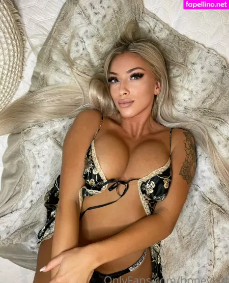 Honeyt14 OnlyFans Thumbnail #4XZzz2FC3X