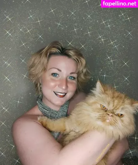 Honeythorne OnlyFans Thumbnail #11MgDItmue