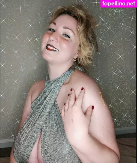 Honeythorne OnlyFans Thumbnail #GgaDUGL9hQ