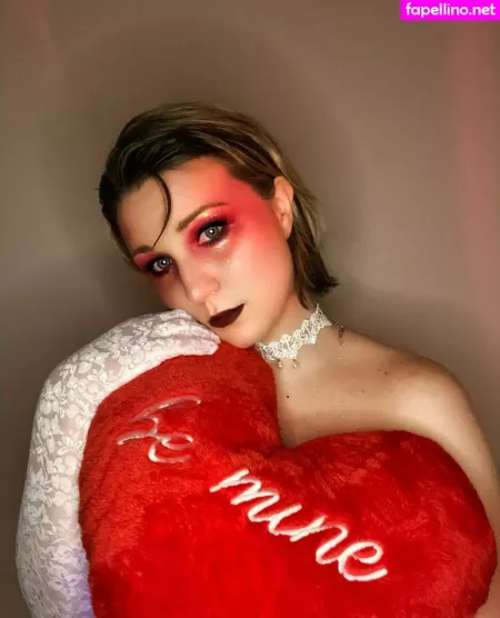 Honeythorne OnlyFans Thumbnail #VvKL3ubOCy