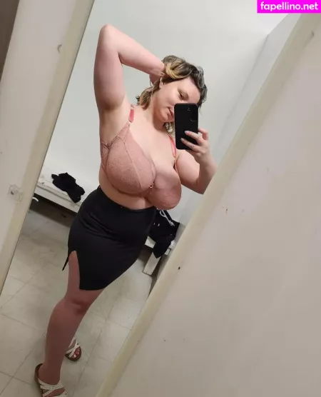 Honeythorne OnlyFans Thumbnail #YvjrQozHpP