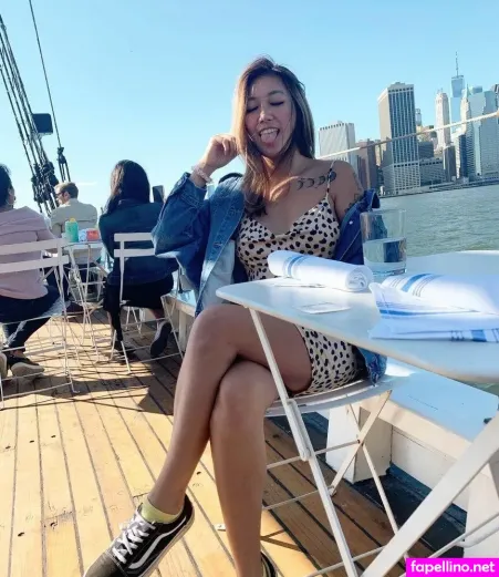 Honeyypies OnlyFans Thumbnail #XuKOlShfE6