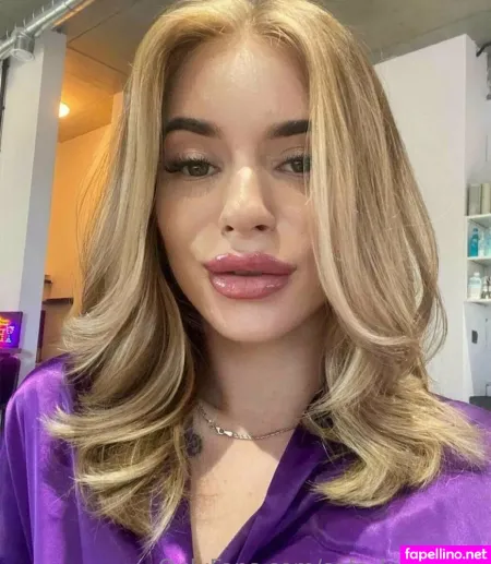 Honeyyyyybunnn OnlyFans Thumbnail #0Wr8bQJAZX