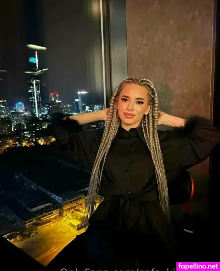 Honeyyyyybunnn OnlyFans Thumbnail #NREdacPbHd