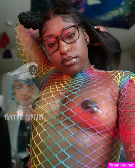 Hoochiecaptainfree OnlyFans Thumbnail #w5ABZwU0L1