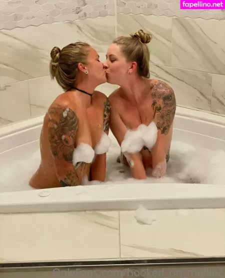 Hooked On Mollie2 OnlyFans Thumbnail #nOs0oYsTRl