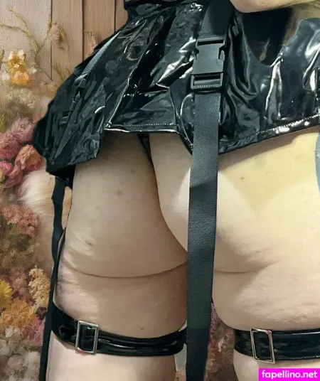 Hookedontrouble OnlyFans Thumbnail #RbdsfZPKHa