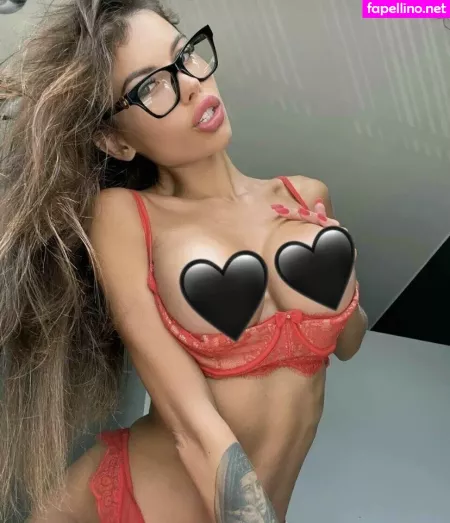 Hoorny Roxxy 1 OnlyFans Thumbnail #mFALtkpVBr