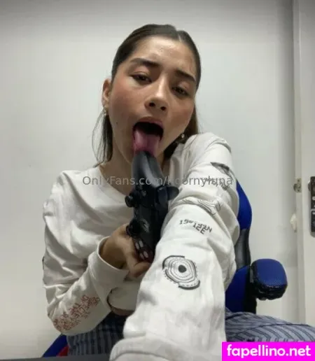 Hoornyluna OnlyFans Thumbnail #rPVQy1WqUm