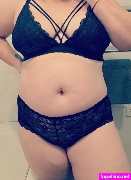 Hootynfriends OnlyFans Thumbnail #hbcGs5iAaS