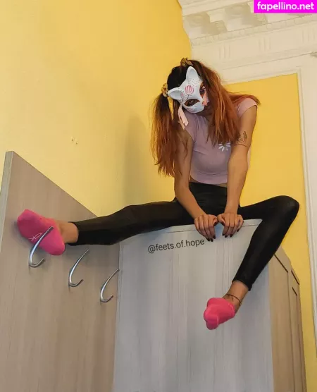 Hope Feet OnlyFans Thumbnail #BTle8G3vIT