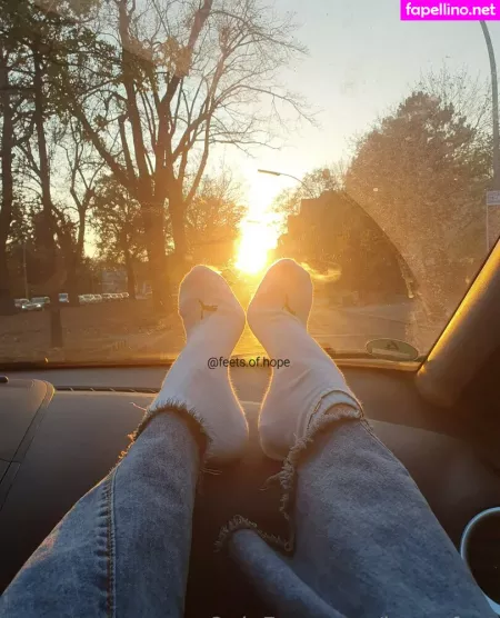 Hope Feet OnlyFans Thumbnail #uMrtJVwtHm