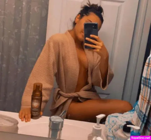 Hope Santos OnlyFans Thumbnail #OKlTtkQ4hC