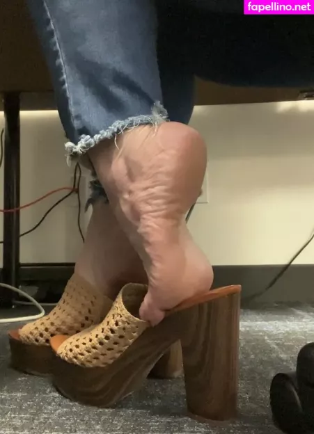 Hopesprettypiggies OnlyFans Thumbnail #MjcjI0gTtP
