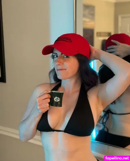 Hopwiggle Free OnlyFans Thumbnail #r80vL0ikrn