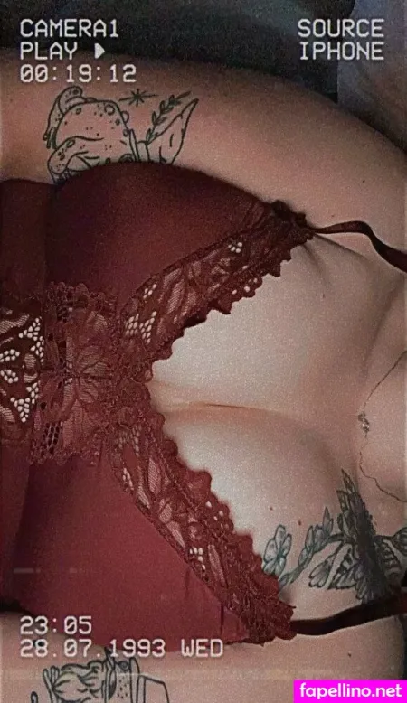 Hornie Bee OnlyFans Thumbnail #D5VyYQMWxr