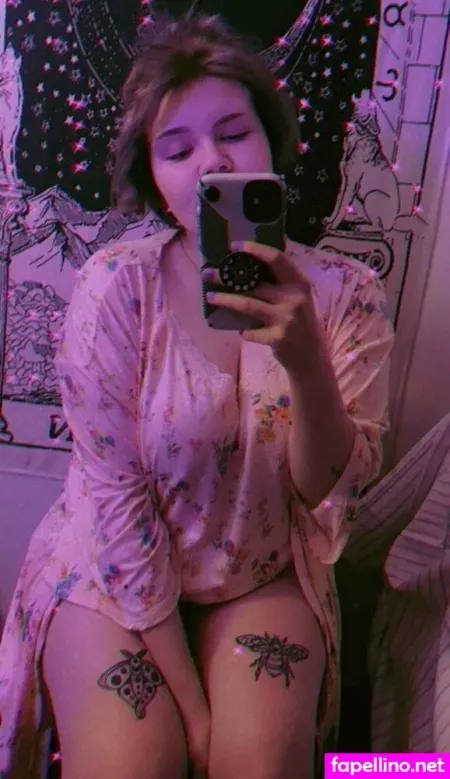 Hornie Bee OnlyFans Thumbnail #jwBi91u61J