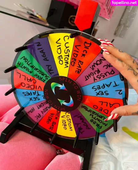 Horniest Mom OnlyFans Thumbnail #VqzEuvMsww