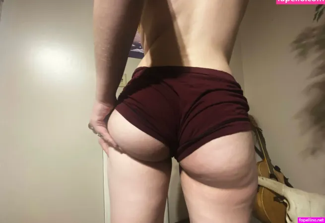 Horny Honeyy OnlyFans Thumbnail #FArA9ikU9J