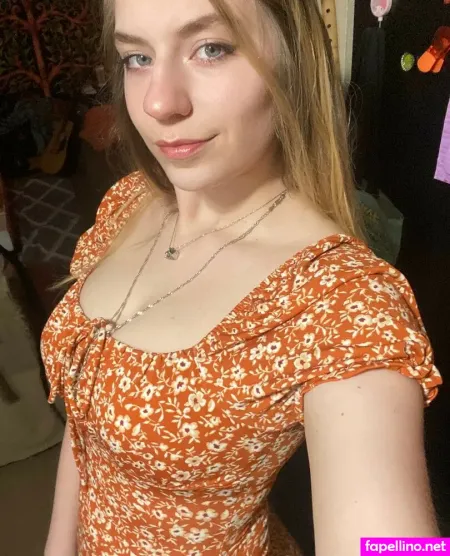 Horny Honeyy OnlyFans Thumbnail #SOxDxmQBMn