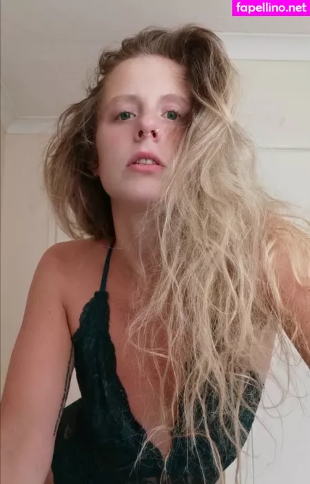 Hornycavegirl OnlyFans Thumbnail #z1krRl8ETC