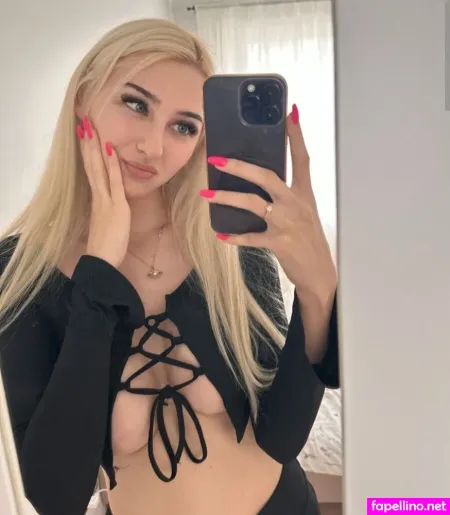 Hornysarah OnlyFans Thumbnail #a8fn3JBWPs