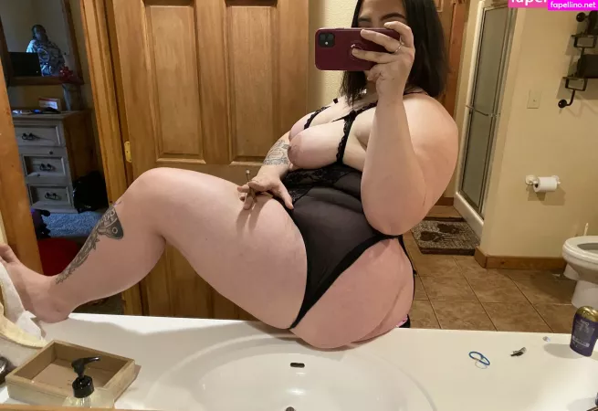 Hornythickitten OnlyFans Thumbnail #glOY8Bzeyx