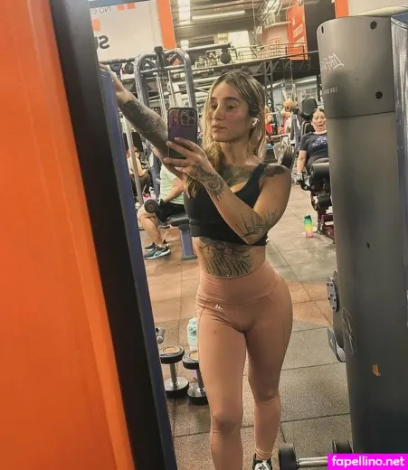 Hornyxnicole OnlyFans Thumbnail #RUfxr50Hd7