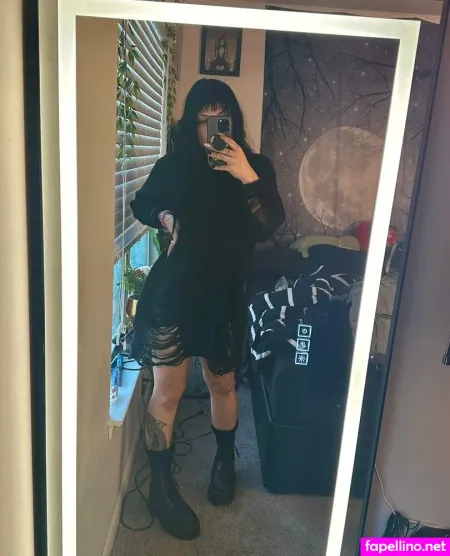 Horrorwh0re OnlyFans Thumbnail #BLlUDzDzI4