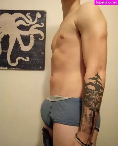 Hot Hunter OnlyFans Thumbnail #g1aIUS2DRQ