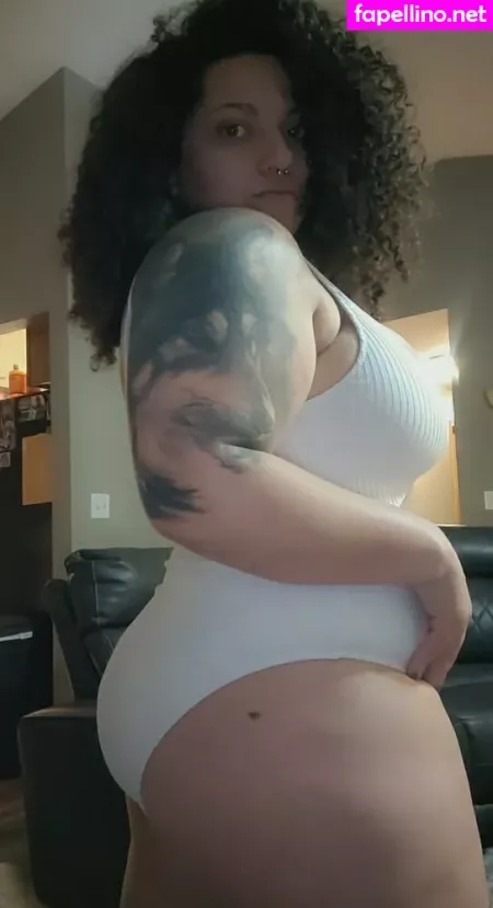 Hot Lips OnlyFans Thumbnail #JwGYGMY7oe