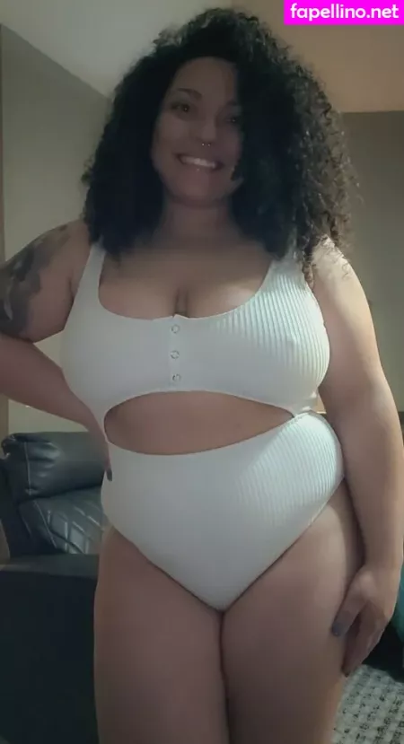 Hot Lips OnlyFans Thumbnail #L6VOQ2rgae