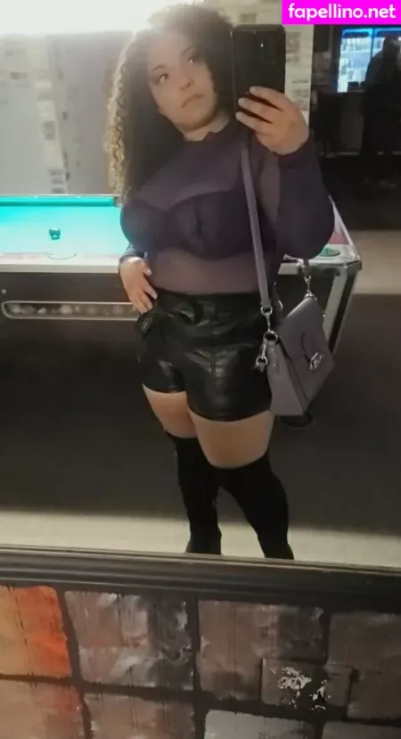 Hot Lips OnlyFans Thumbnail #p463QC0cVa