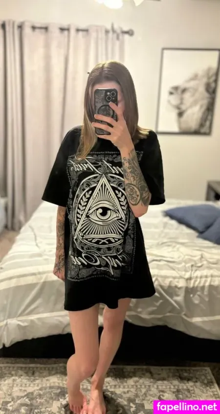 Hot Mommy Courtney OnlyFans Thumbnail #rPSJVYxhyM