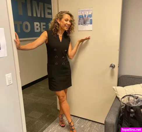 Hot News Weather Babes OnlyFans Thumbnail #Ylc7kOTQb8