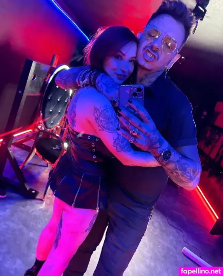 Hot Tattooed Couple OnlyFans Thumbnail #2SoQ44CE0Q