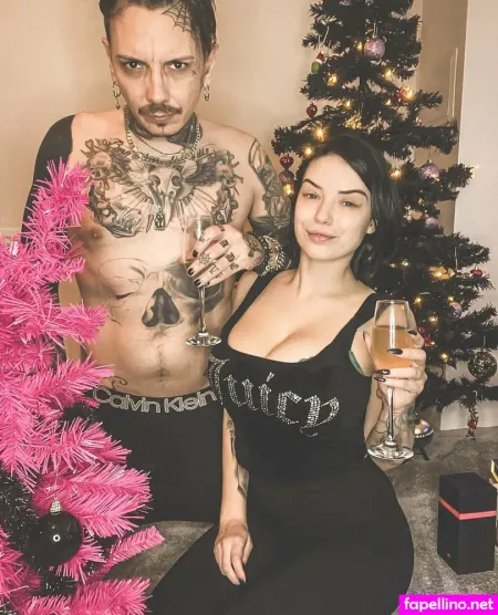 Hot Tattooed Couple OnlyFans Thumbnail #YmOWsEz9Y7