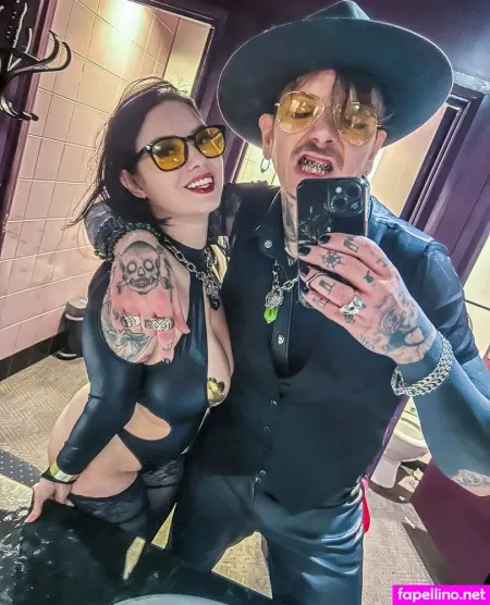Hot Tattooed Couple OnlyFans Thumbnail #p8e49eAhSt