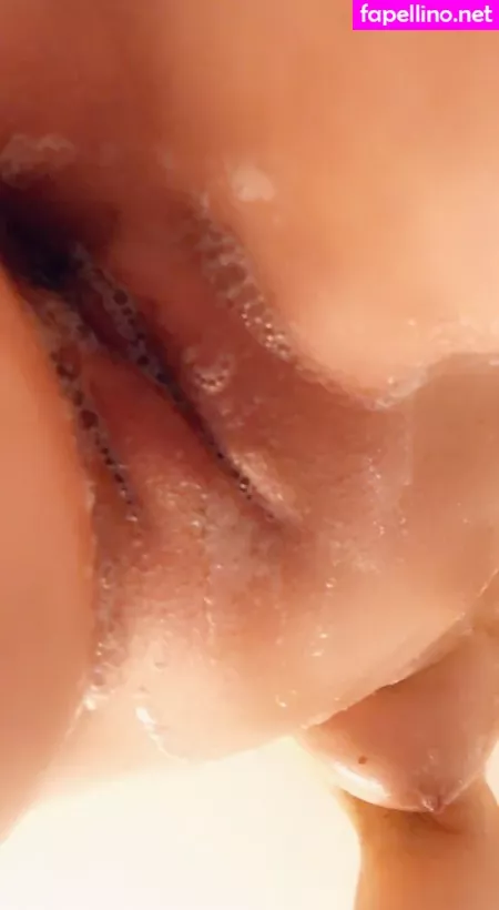 Hot Wet Lilly OnlyFans Thumbnail #2suLqLAlLv