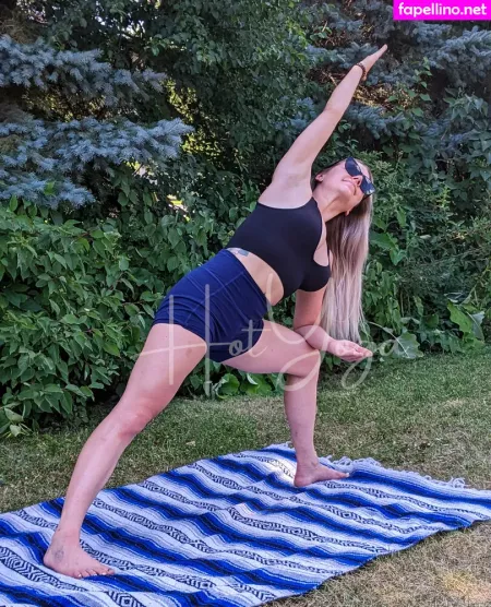 Hot Yoga OnlyFans Thumbnail #uRyau9TDIb